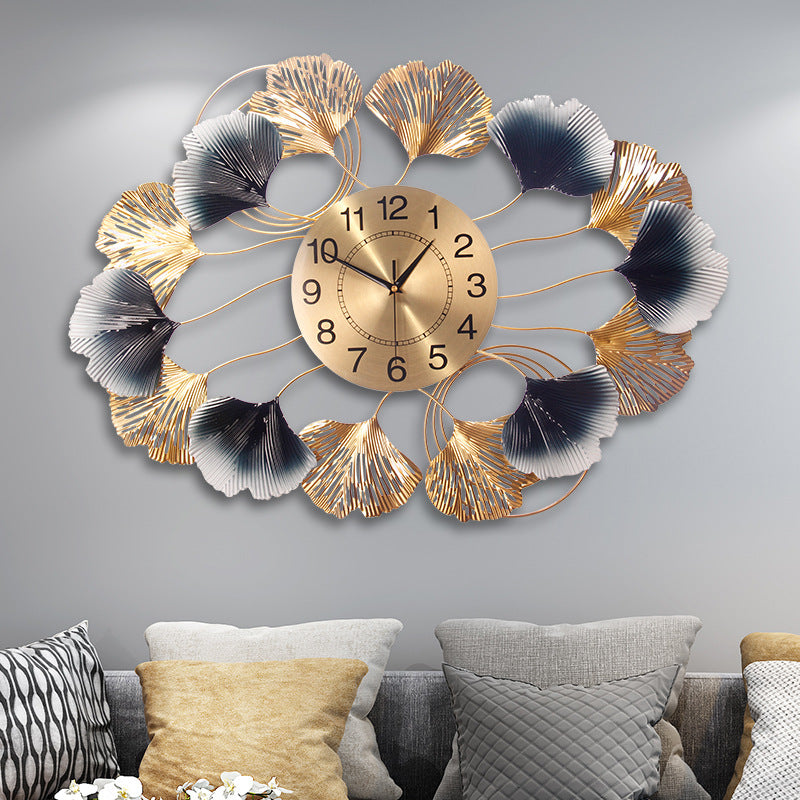 Modern Round Metal Wall Clock – Nordic Design