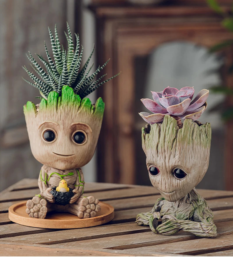 Groot Tree Man Miniature Figurine 5cm – Adorable Galaxy Guardian Desk Ornament, Succulent Planter, Pop Culture Home Decor Gift