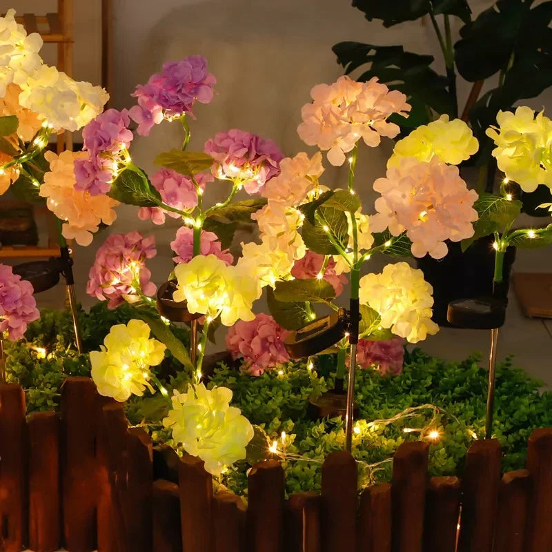 Hydrangea Solar Garden Lamp – 3-Head Outdoor Flower Light