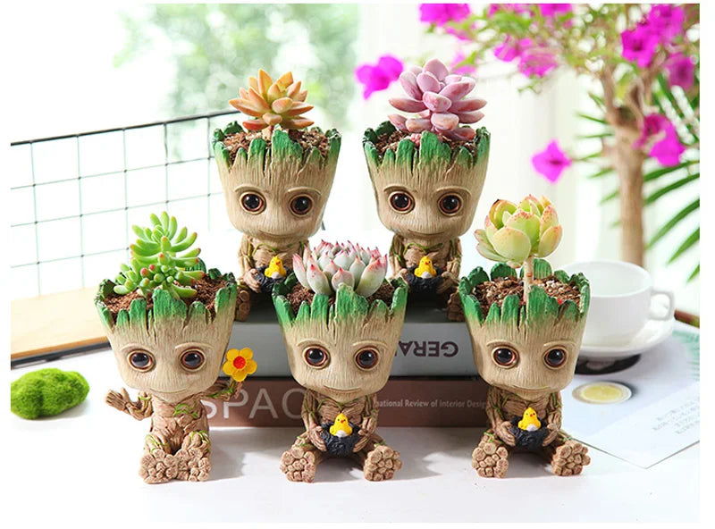 Groot Tree Man Miniature Figurine 5cm – Adorable Galaxy Guardian Desk Ornament, Succulent Planter, Pop Culture Home Decor Gift