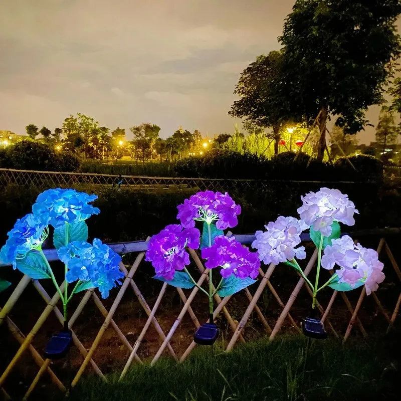 Hydrangea Solar Garden Lamp – 3-Head Outdoor Flower Light