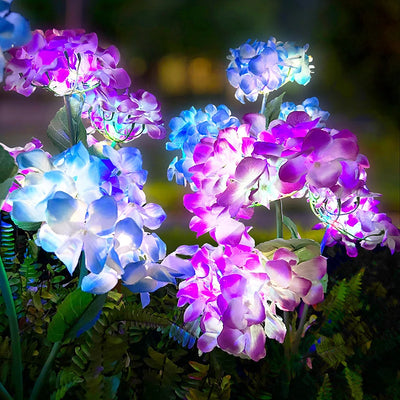 Hydrangea Solar Garden Lamp – 3-Head Outdoor Flower Light