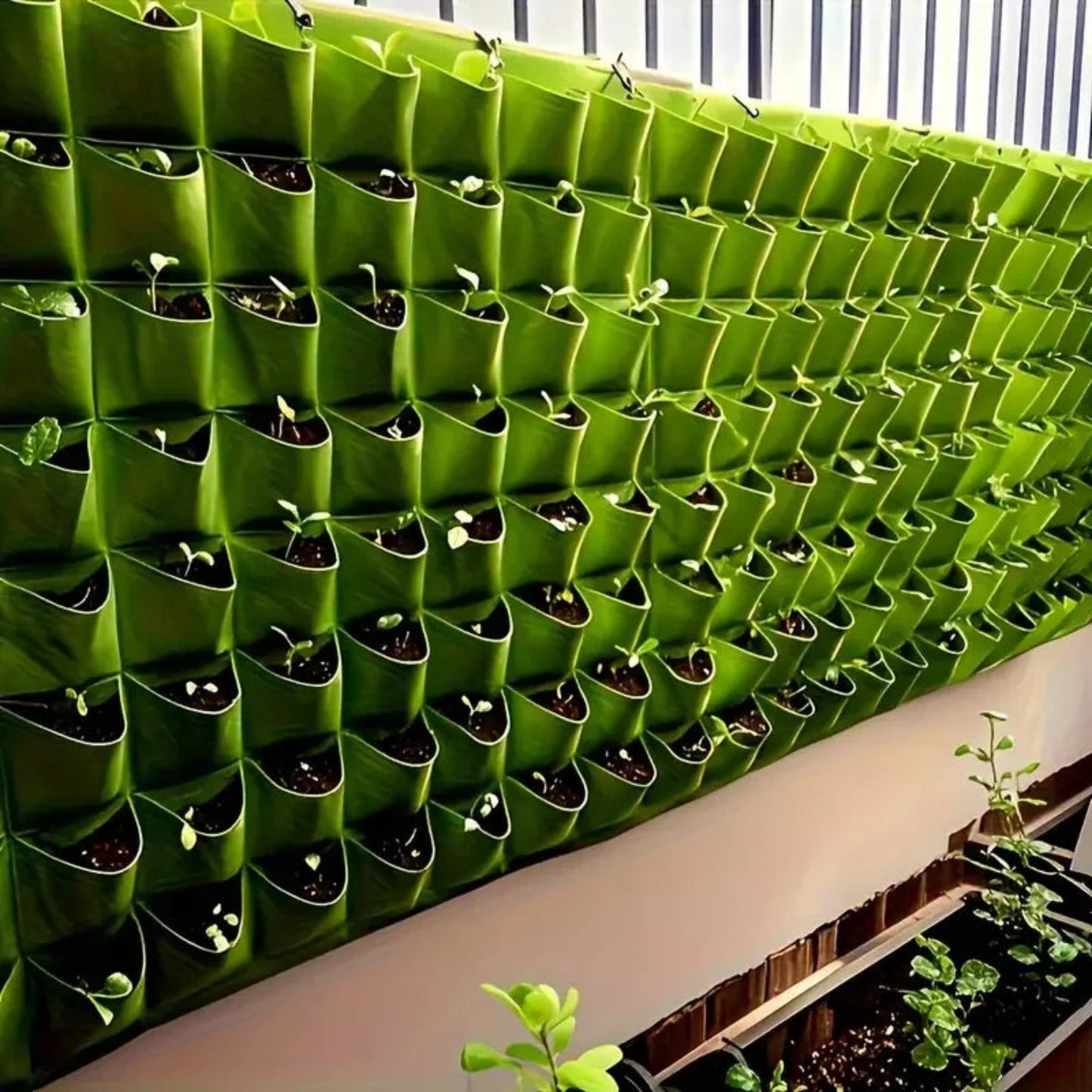 18-Pocket Vertical Garden Planter Wall Bag