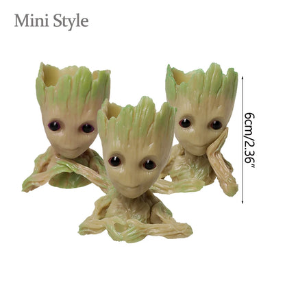 Groot Tree Man Miniature Figurine 5cm – Adorable Galaxy Guardian Desk Ornament, Succulent Planter, Pop Culture Home Decor Gift