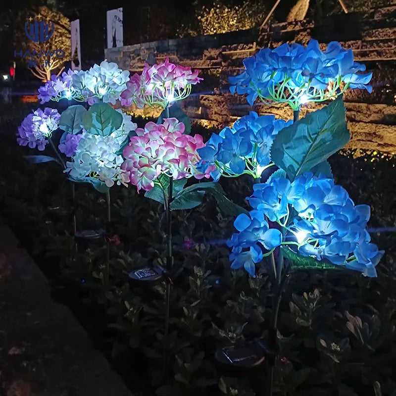 Hydrangea Solar Garden Lamp – 3-Head Outdoor Flower Light