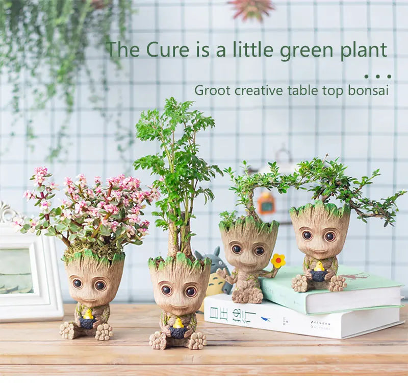 Groot Tree Man Miniature Figurine 5cm – Adorable Galaxy Guardian Desk Ornament, Succulent Planter, Pop Culture Home Decor Gift