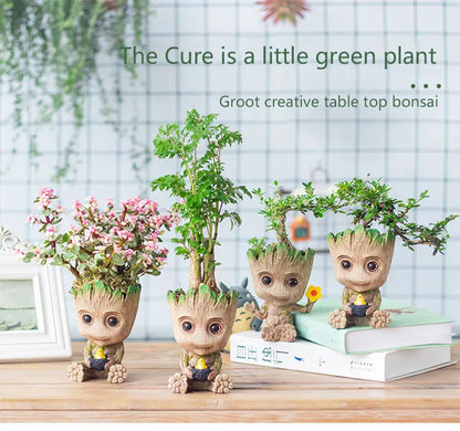 Groot Tree Man Miniature Figurine 5cm – Adorable Galaxy Guardian Desk Ornament, Succulent Planter, Pop Culture Home Decor Gift